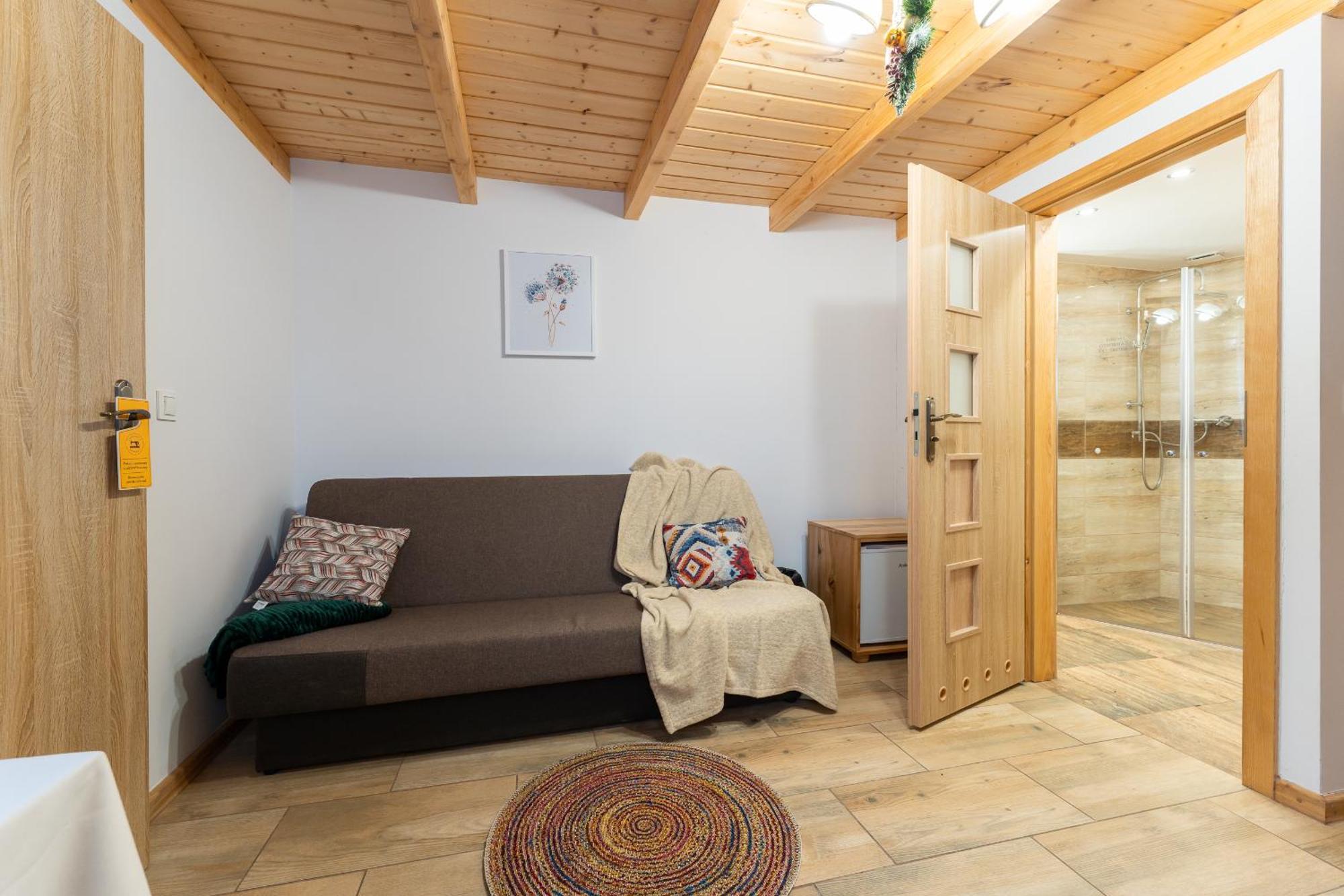 Dom Krawca - Pod Chojnikiem Jelenia Góra Exterior foto