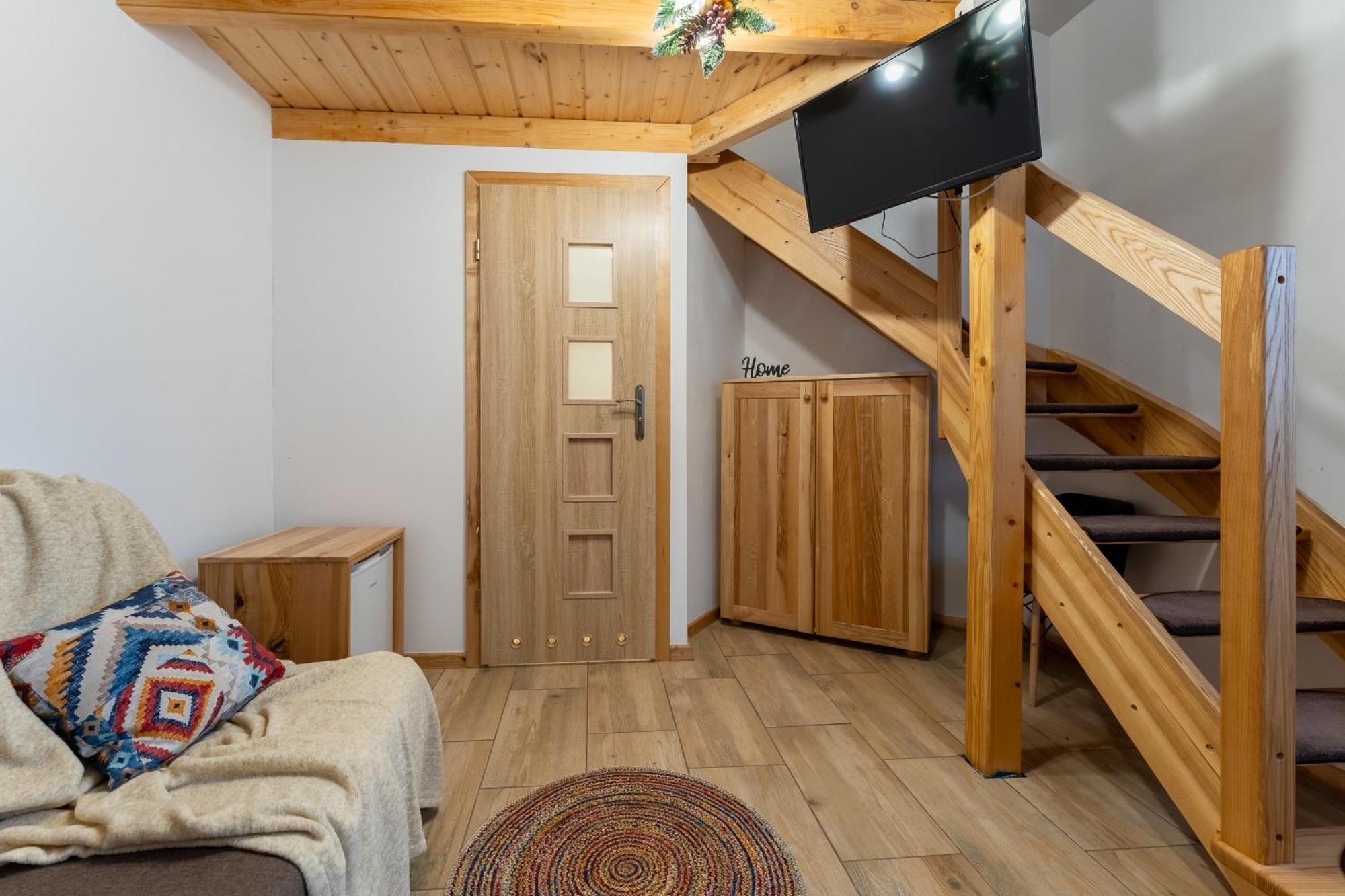 Dom Krawca - Pod Chojnikiem Jelenia Góra Exterior foto