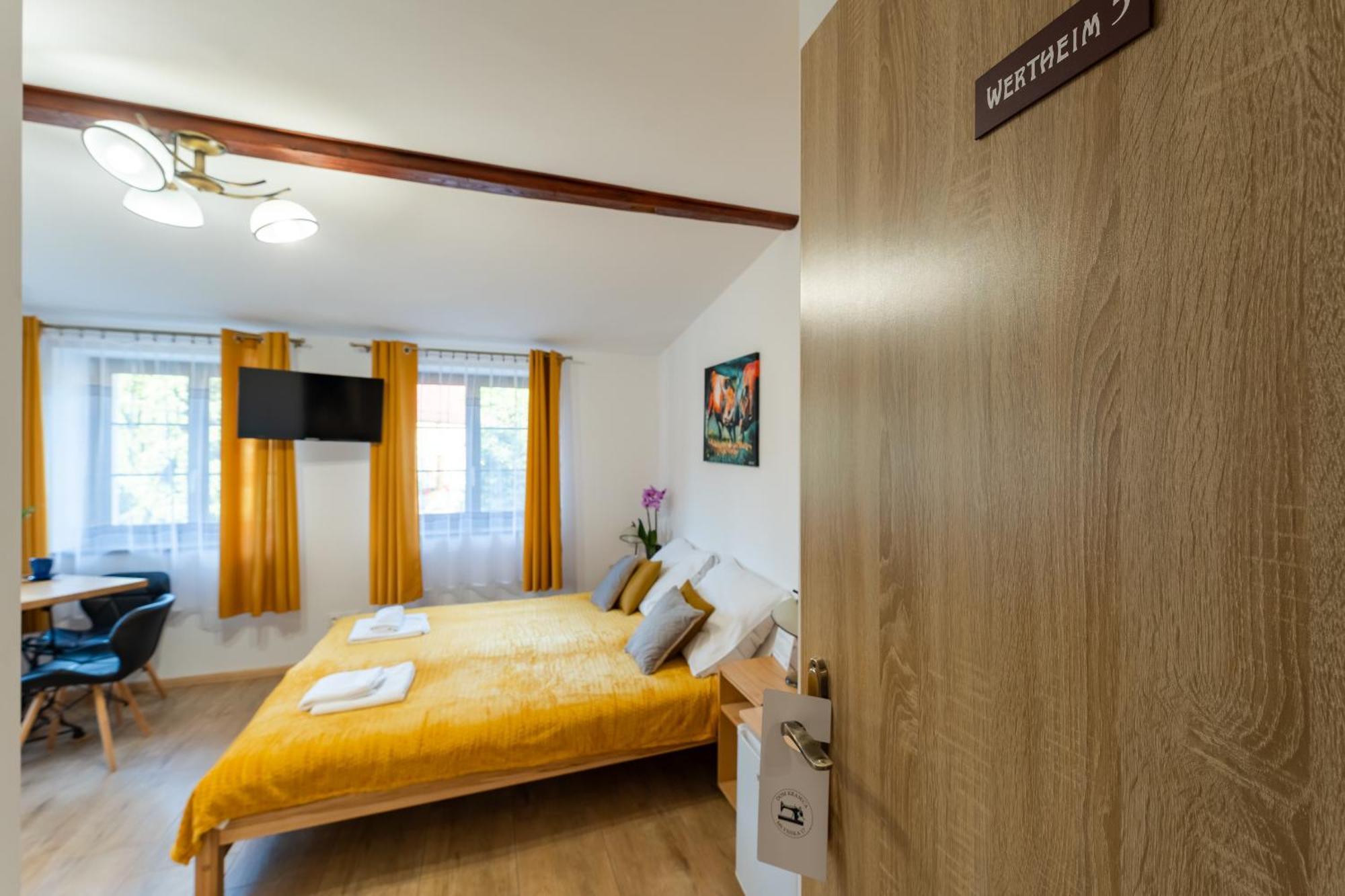 Dom Krawca - Pod Chojnikiem Jelenia Góra Exterior foto
