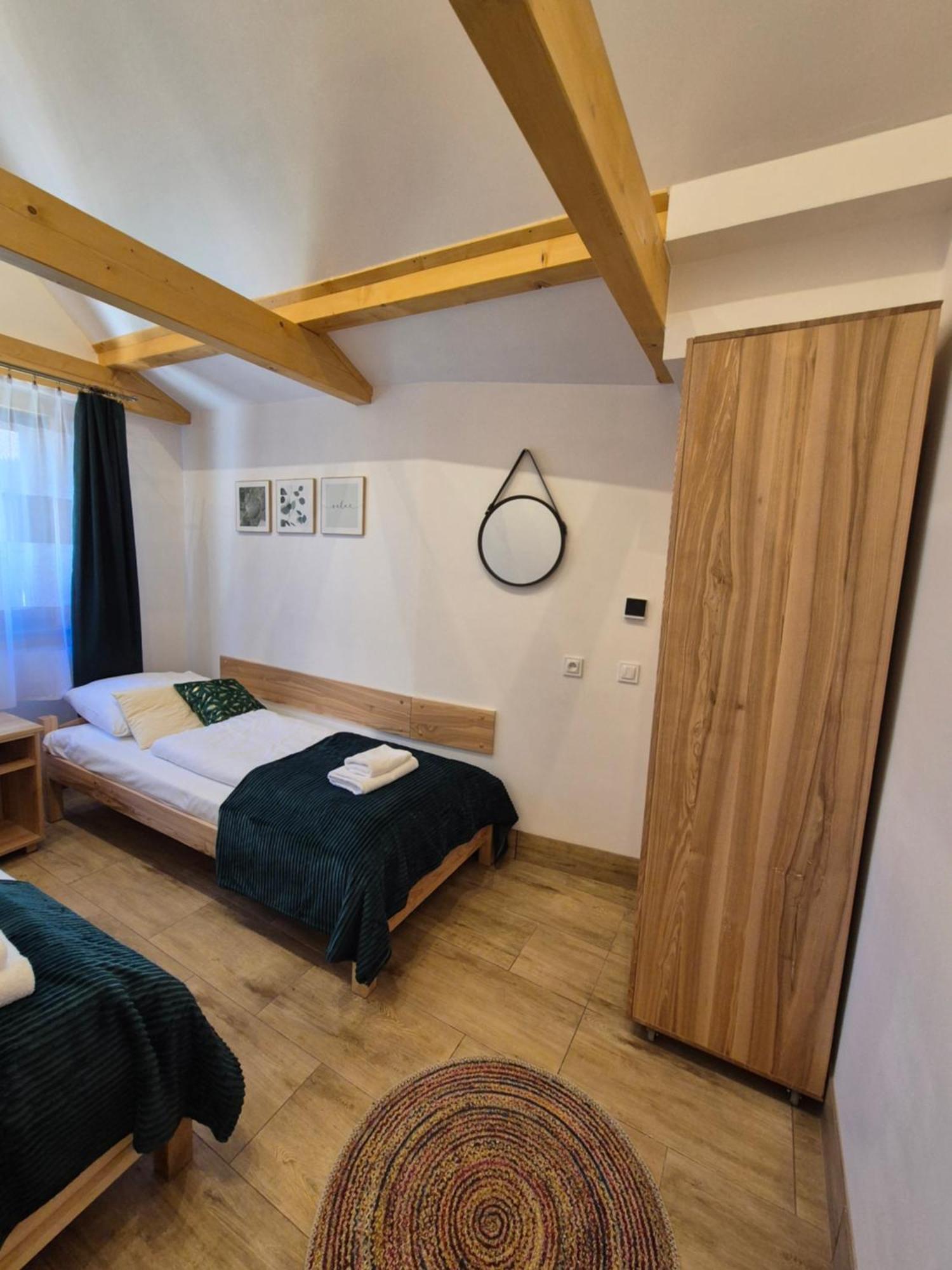 Dom Krawca - Pod Chojnikiem Jelenia Góra Exterior foto